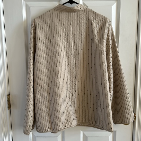 Jacket - Picture 3 of 3